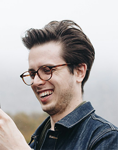 Portrait of Mark Thomson